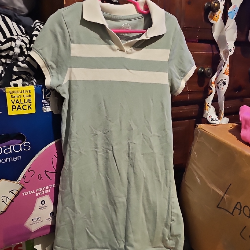 !!.                 Girls 6X Green and White Casual Dress